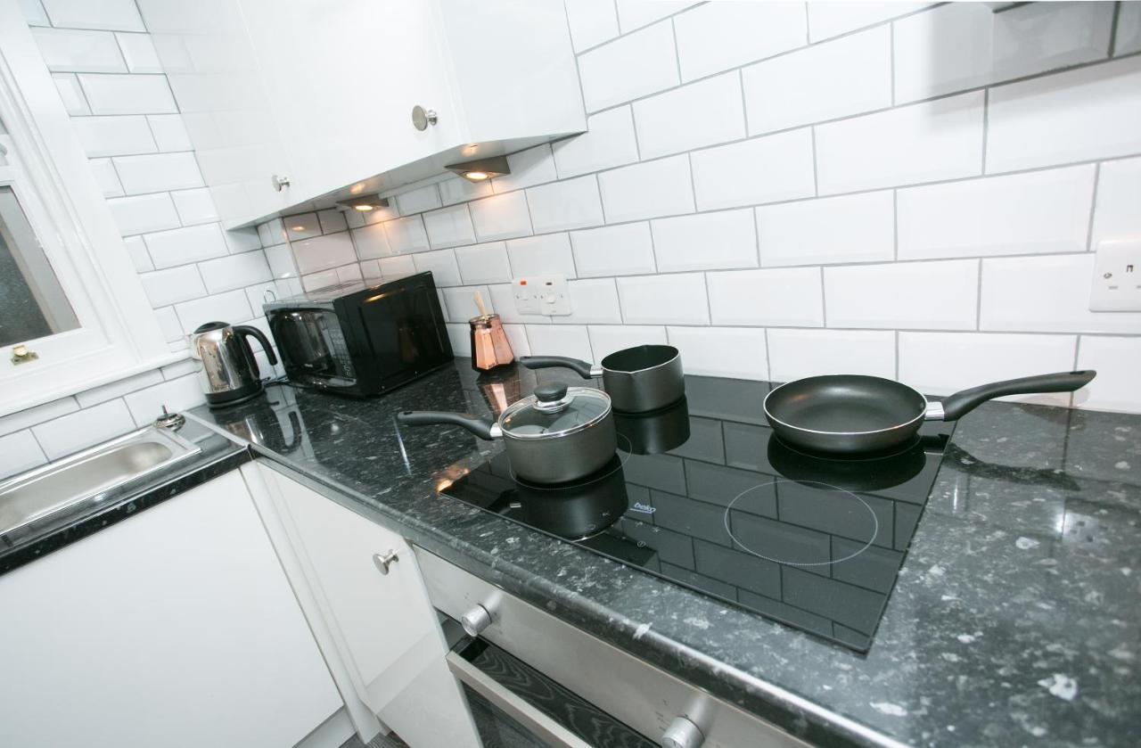 Malone Place Apartment Belfast Bagian luar foto
