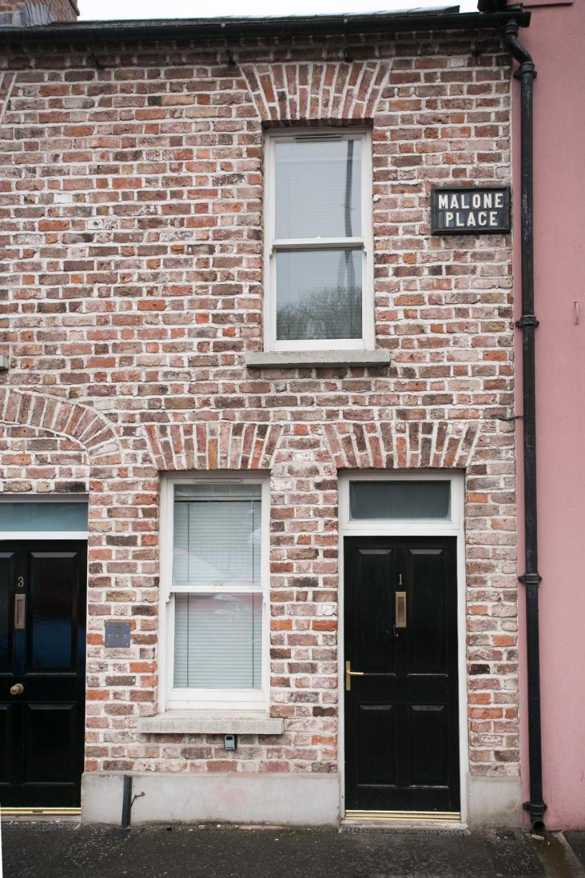 Malone Place Apartment Belfast Bagian luar foto