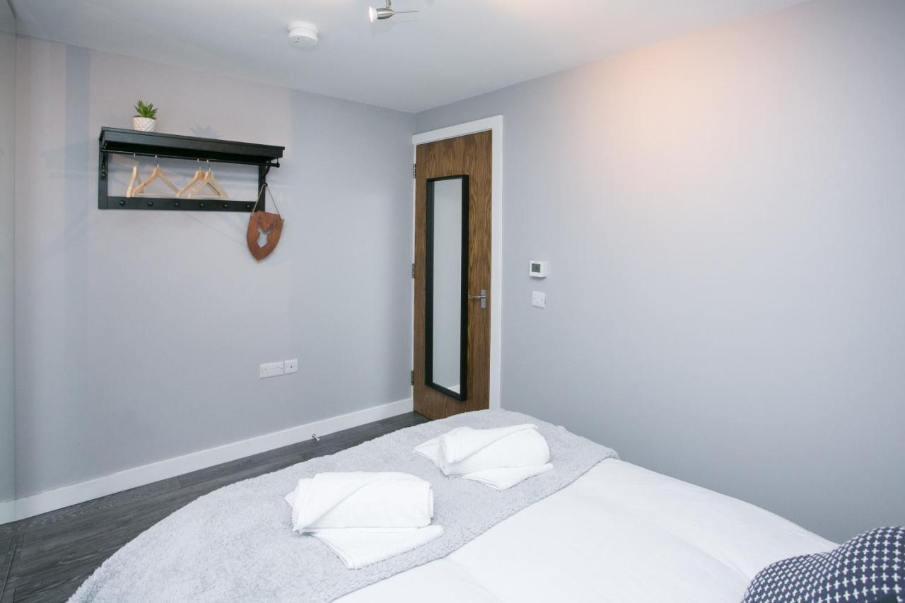 Malone Place Apartment Belfast Bagian luar foto